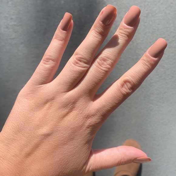 Meet your Posher, Clotilde - Picture 1 of 1